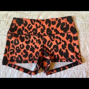 Fleo Coral Leopard High Rise Original